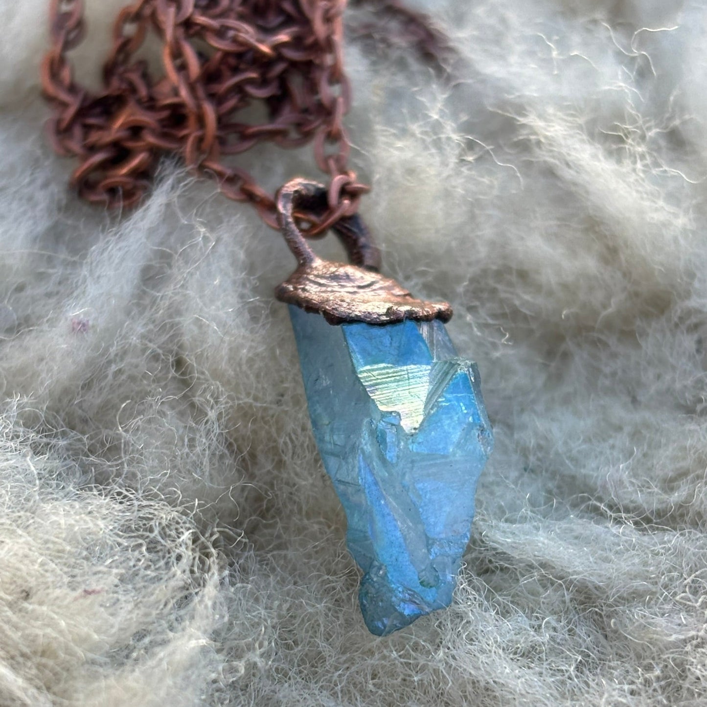Ocean’s Light Aqua Aura Quartz Throat & Third Eye Chakra Pendant SN SA0004