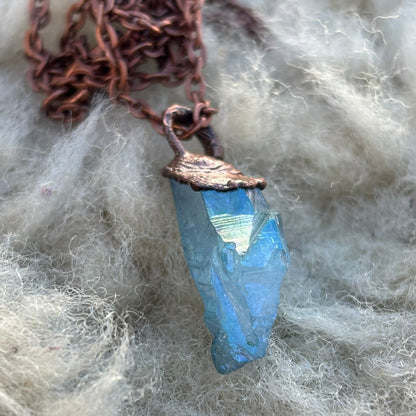 Ocean’s Light Aqua Aura Quartz Throat & Third Eye Chakra Pendant SN SA0004