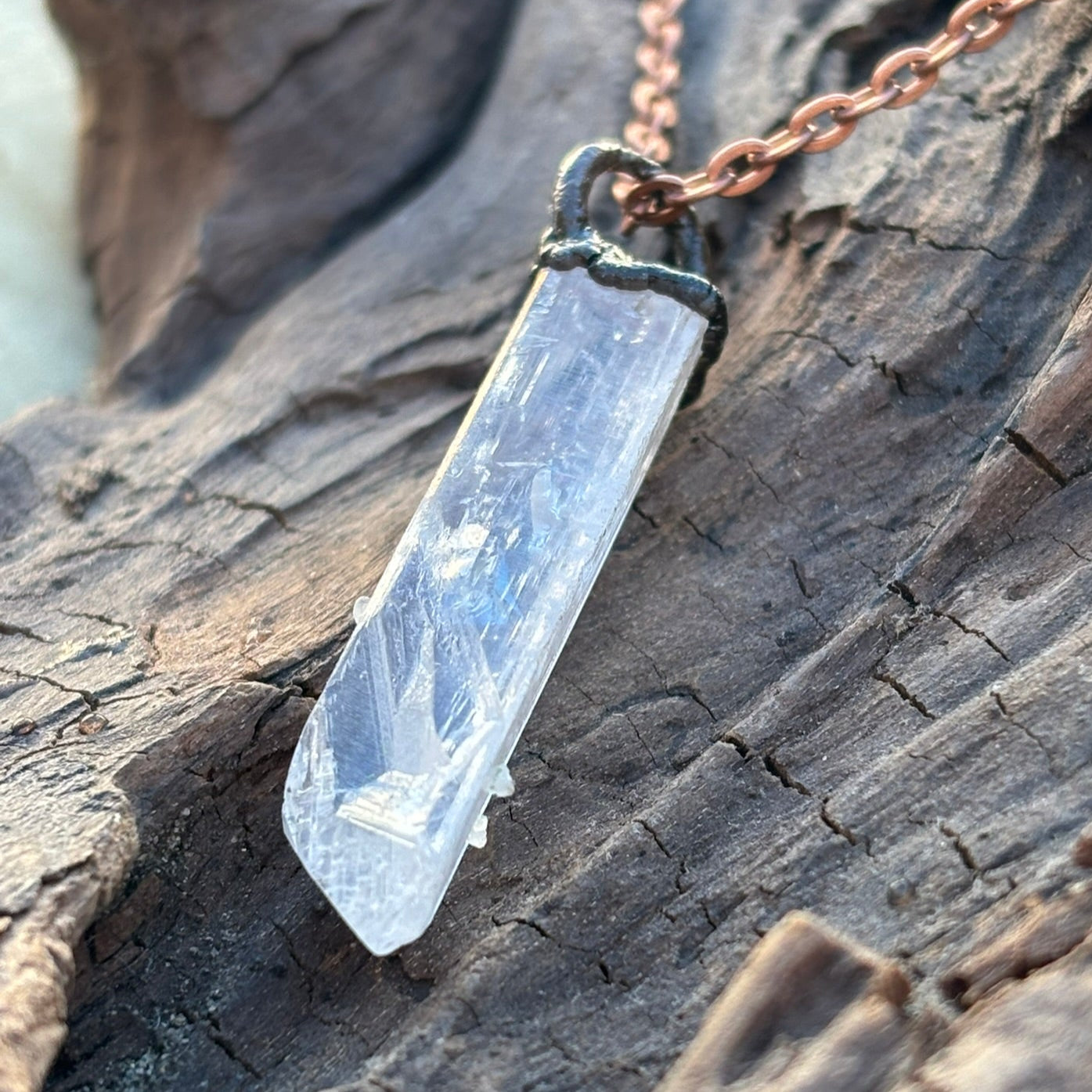 Prism of Light Crystal Quartz Crown Chakra Pendant SN SA0010